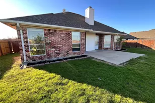 111 Chambers Creek Cir, Maypearl, TX 76064 - Photo 24