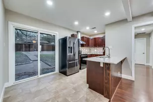 8728 Boundbrook Ave, Dallas, TX 75243 - Photo 4