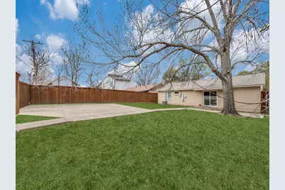 8728 Boundbrook Avenue, Dallas, TX 75243 - Photo 12