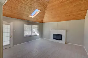 3843 Holliday Rd, Dallas, TX 75224 - Photo 4