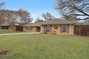 1213 Olmos Creek Pl, Denton, TX 76205 - Photo 2