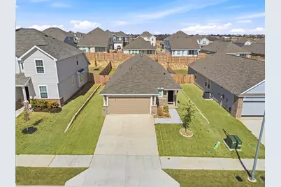 928 Propeller Parkway, Fort Worth, TX 76131 - Photo 8