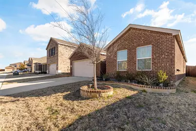 10121 Wyseby Road, Crowley, TX 76036 - Photo 2