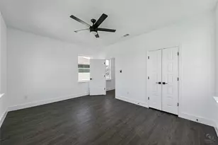 1104 E Annie St, Fort Worth, TX 76104 - Photo 20