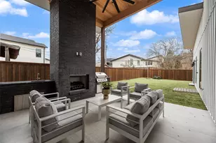 2010 Euclid Ave, Dallas, TX 75206 - Photo 30