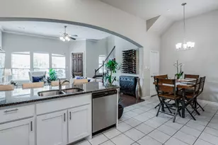 2563 Sarah Ln, Lewisville, TX 75056 - Photo 10