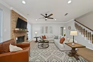 1068 Rosewood Dr, Grapevine, TX 76051 - Photo 8