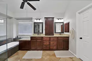 1068 Rosewood Dr, Grapevine, TX 76051 - Photo 34