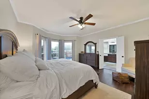 1068 Rosewood Dr, Grapevine, TX 76051 - Photo 32