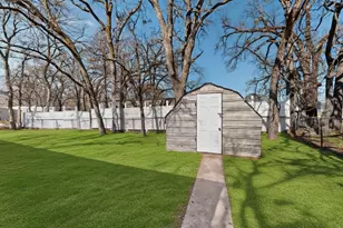 1421 Whippoorwill Way, Azle, TX 76020 - Photo 32