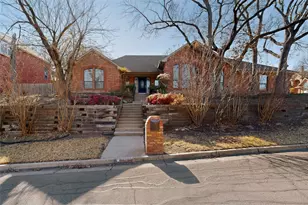 2704 Briarbrook Ct, Arlington, TX 76006 - Photo 2