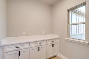 1024 Freedom Ct, Weatherford, TX 76088 - Photo 24