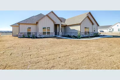 1024 Freedom Court, Weatherford, TX 76088 - Photo 2