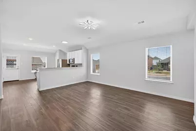 1601 Luke Street, Ennis, TX 75119 - Photo 6