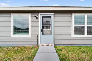 1601 Luke St, Ennis, TX 75119 - Photo 32