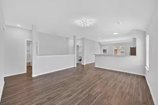 1601 Luke St, Ennis, TX 75119 - Photo 14