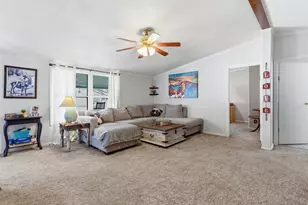 3011 Sky Ct, Granbury, TX 76049 - Photo 10