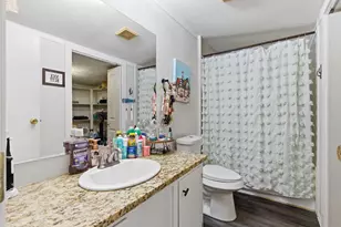 3011 Sky Ct, Granbury, TX 76049 - Photo 14