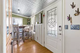 3011 Sky Ct, Granbury, TX 76049 - Photo 2