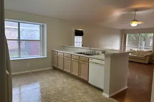 917 Bard Dr, Garland, TX 75040 - Photo 2