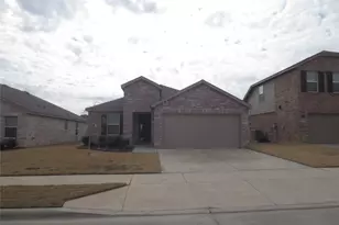 4633 Benham Dr, Crowley, TX 76036 - Photo 2