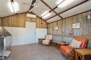 10306 Swafford Rd, Ponder, TX 76259 - Photo 28