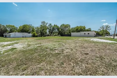 8017 White Settlement Road, White Settlement, TX 76108 - Photo 2