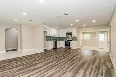 1708 Joyce Street, Arlington, TX 76010 - Photo 2