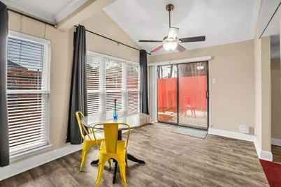 2724 Meadowstone Court, Carrollton, TX 75006 - Photo 12