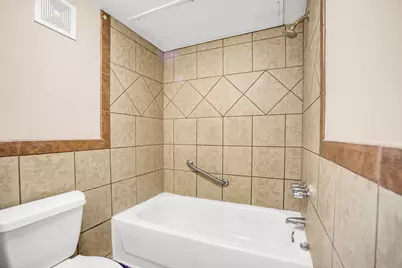 2724 Meadowstone Court, Carrollton, TX 75006 - Photo 24