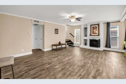 2724 Meadowstone Court, Carrollton, TX 75006 - Photo 6