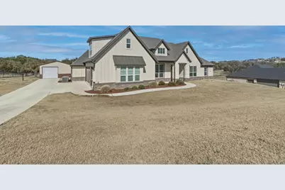 320 Oak Meadow Lane, Weatherford, TX 76085 - Photo 2