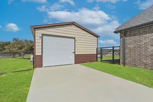 320 Oak Mdw Ln, Weatherford, TX 76085 - Photo 38