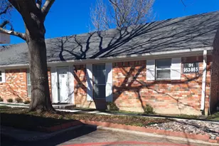 955 Roaring Springs Rd, Fort Worth, TX 76114 - Photo 4