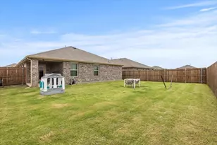 113 Keller Rd, Royse City, TX 75189 - Photo 2