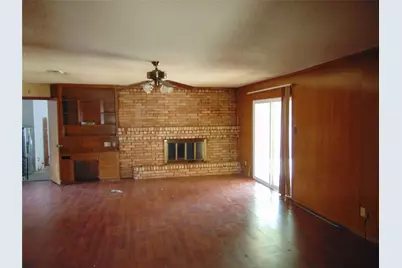 600 N Young Boulevard, DeSoto, TX 75115 - Photo 10