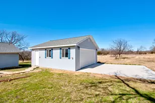 1511 Keyes Ln, Cross Roads, TX 76227 - Photo 6