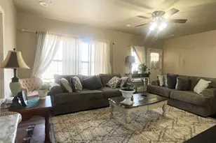 820 Plum St, Graham, TX 76450 - Photo 6