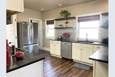 820 Plum Street, Graham, TX 76450 - Photo 8