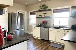 820 Plum St, Graham, TX 76450 - Photo 8