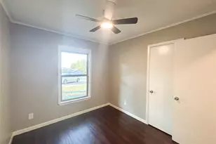 913 W Main St, Midlothian, TX 76065 - Photo 16