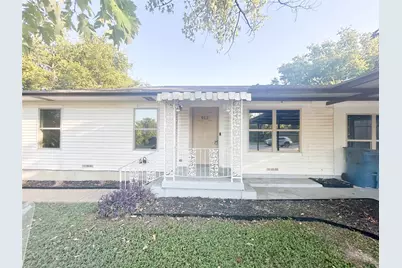 913 W Main Street, Midlothian, TX 76065 - Photo 2