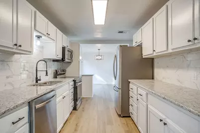 5320 Cahill Oval Street, Westworth Village, TX 76114 - Photo 12