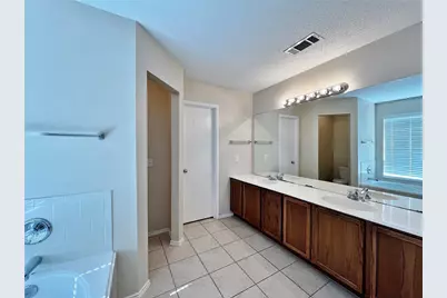 1516 Shady Shores Drive, Glenn Heights, TX 75154 - Photo 20