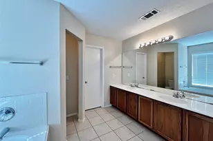 1516 Shady Shores Dr, Glenn Heights, TX 75154 - Photo 20