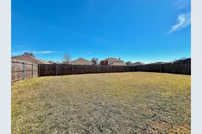 1516 Shady Shores Drive, Glenn Heights, TX 75154 - Photo 24