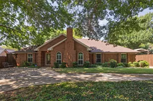 6505 Parkway Ave, North Richland Hills, TX 76182 - Photo 6