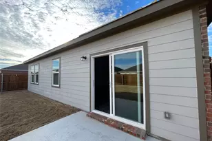 1340 Fleckman Dr, Fort Worth, TX 76052 - Photo 16