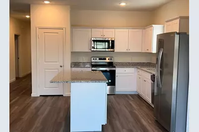 1340 Fleckman Drive, Fort Worth, TX 76052 - Photo 4