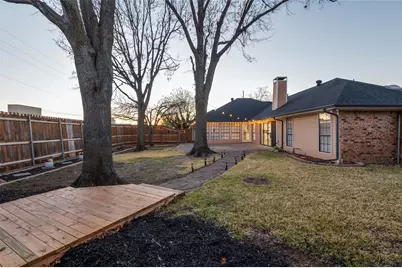 2418 Vista Glen Lane, Carrollton, TX 75007 - Photo 30